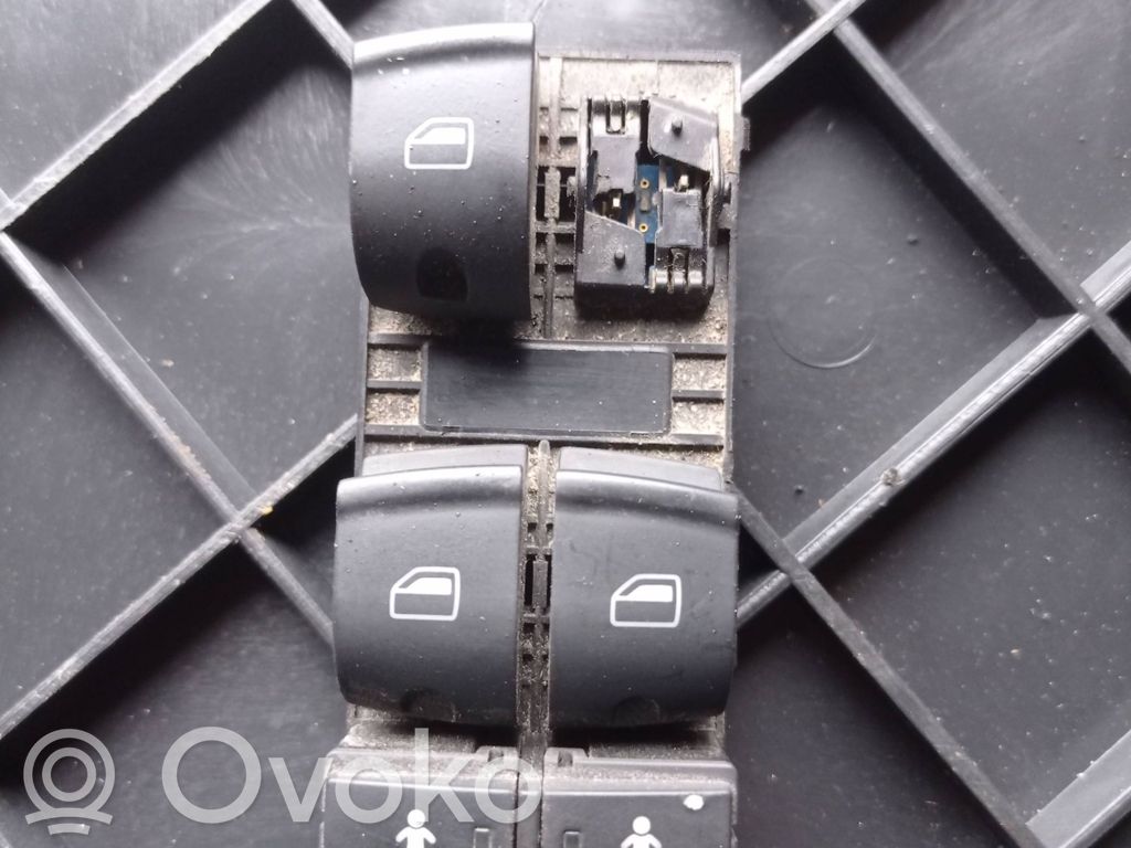 Audi A6 S6 C6 4F Electric window control switch 