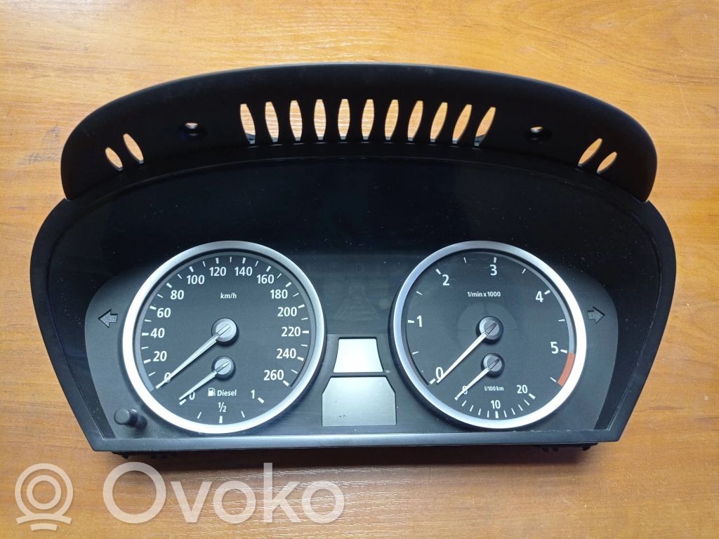 BMW 5 E60 E61 Speedometer (instrument cluster) 