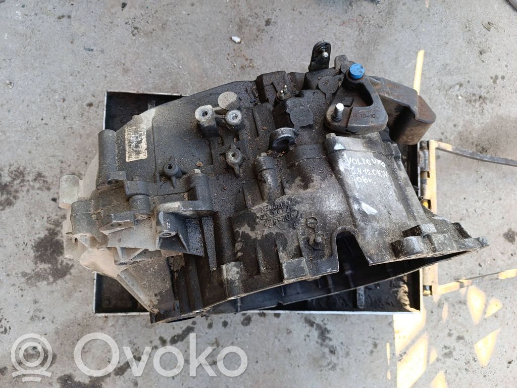 Volvo V70 Manualna 5-biegowa skrzynia biegów 