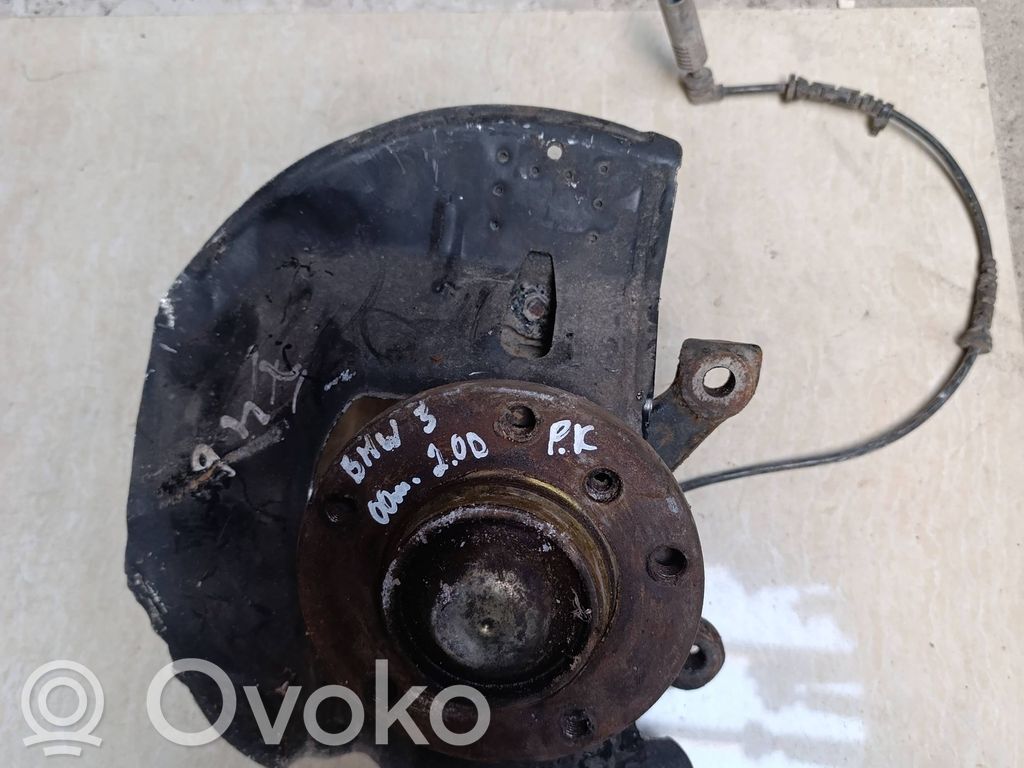 Front wheel hub