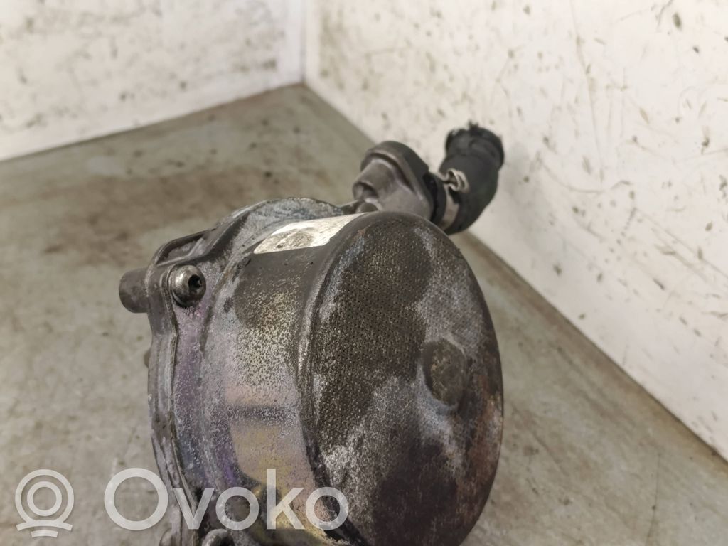 Vacuum pump
