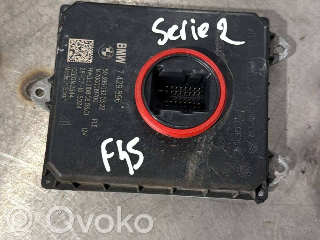 Unité de commande / module Xénon   7429896,503950920322,147000019700