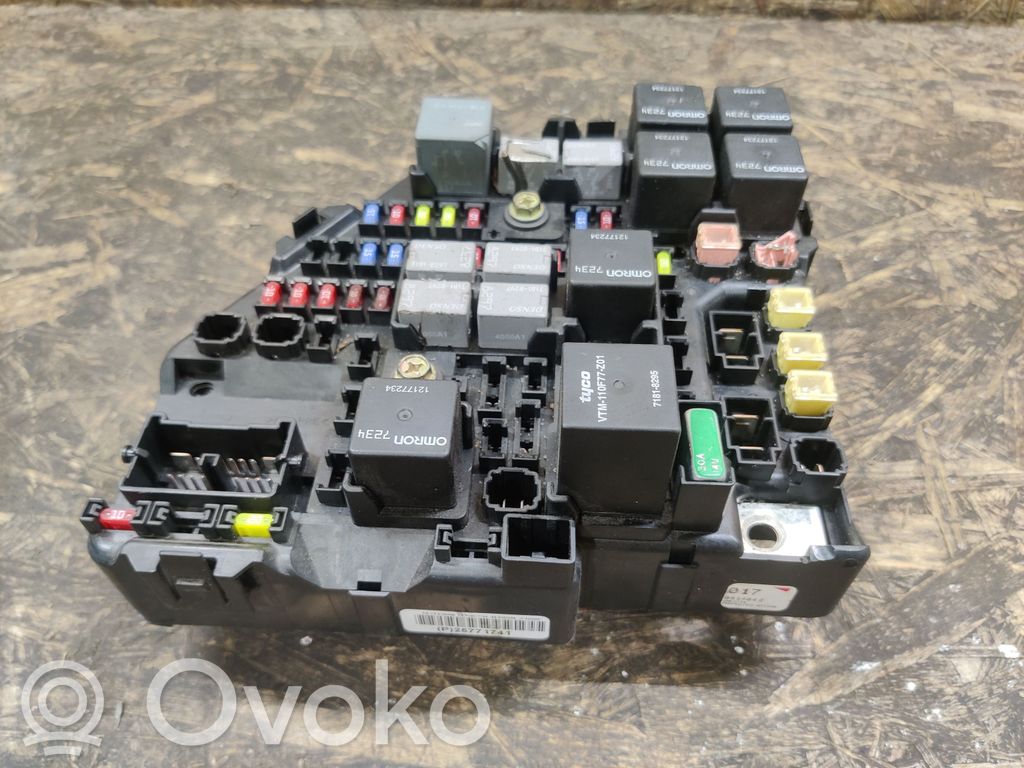 Cadillac SRX Módulo de fusible 