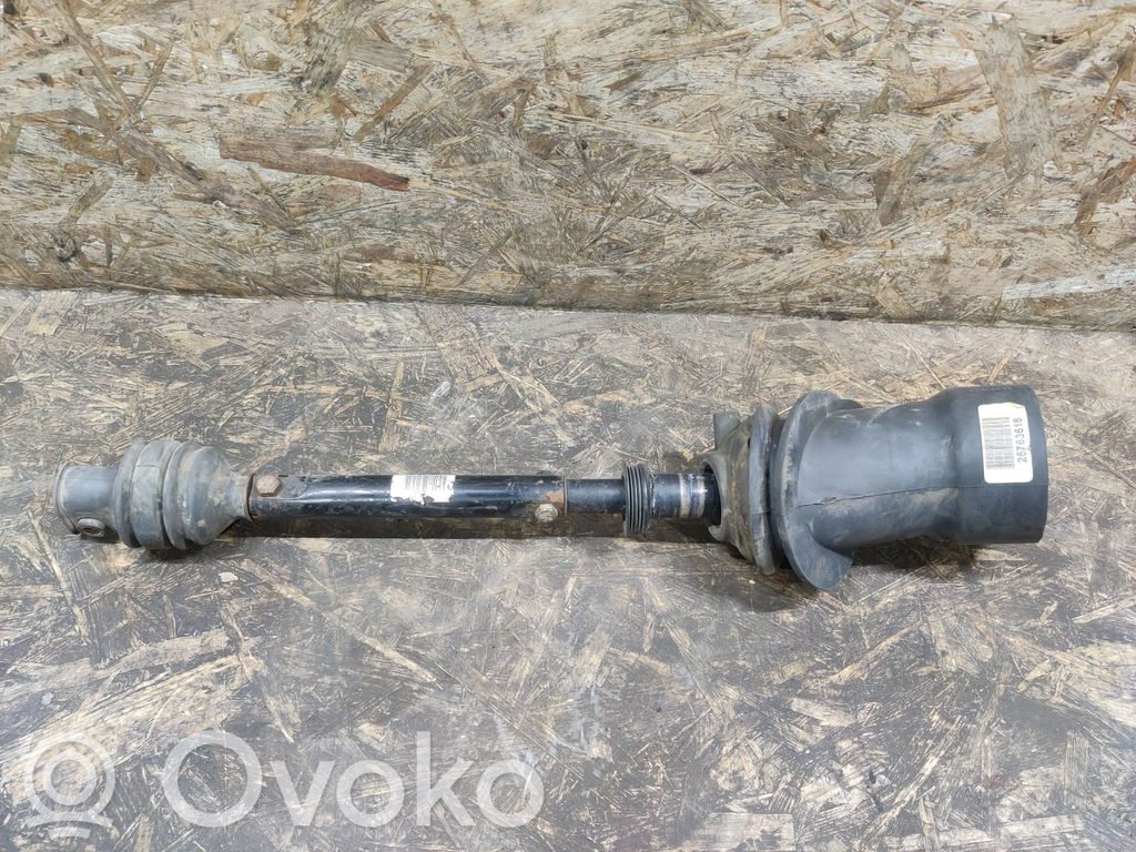 Steering column universal joint   25748831,25763618,25707801