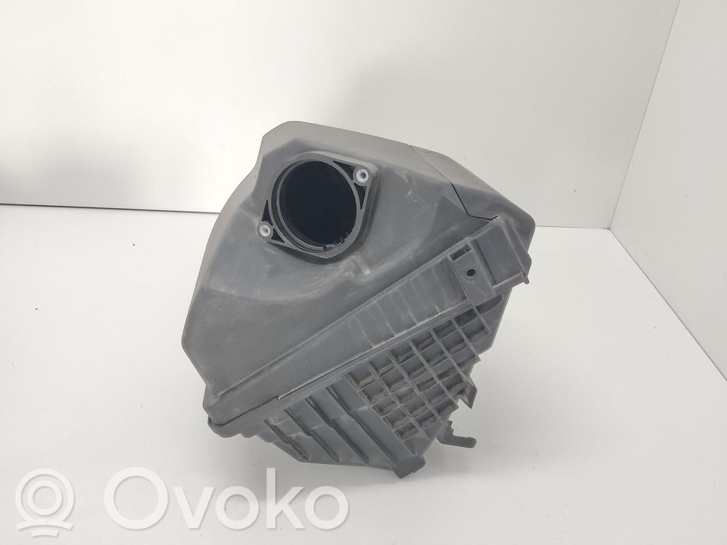 KIA Optima Oro filtro dėžė 