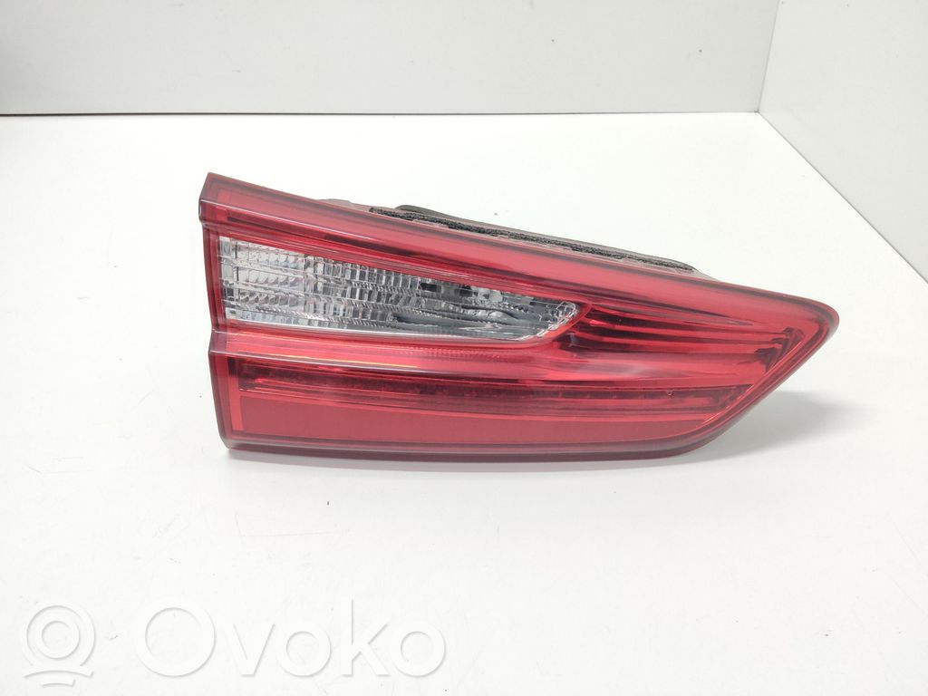 KIA Optima Tailgate rear/tail lights 
