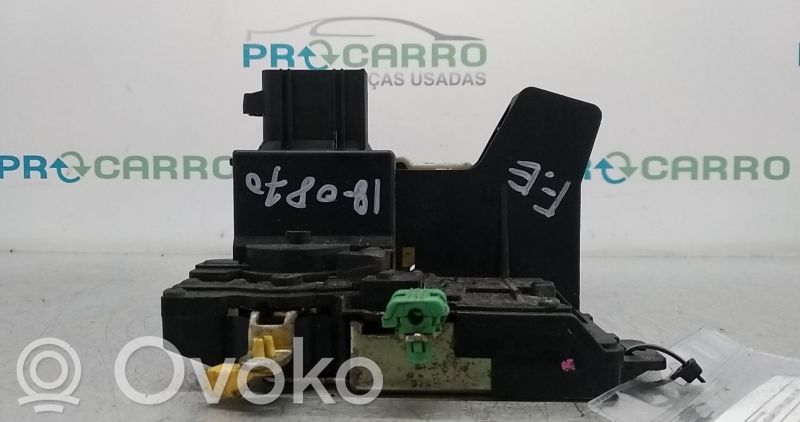 Etuoven lukko   YW4A5421813GF