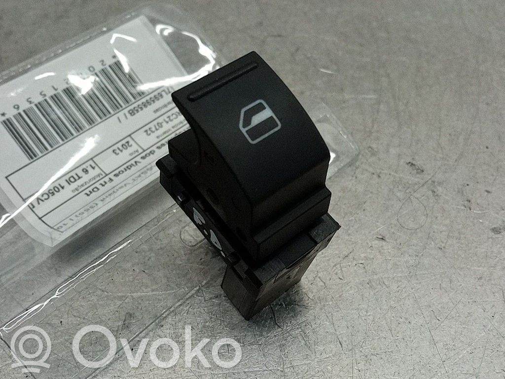 Electric window control switch   7L6959855B