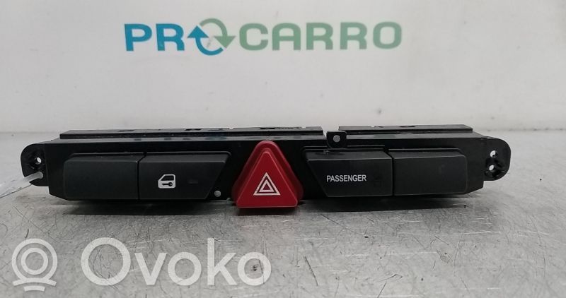 Avārijas lukturu slēdzis   937001H000,937001H010