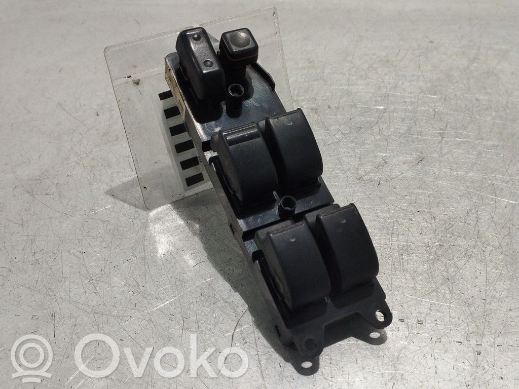 Interruptor del elevalunas eléctrico   8482002100