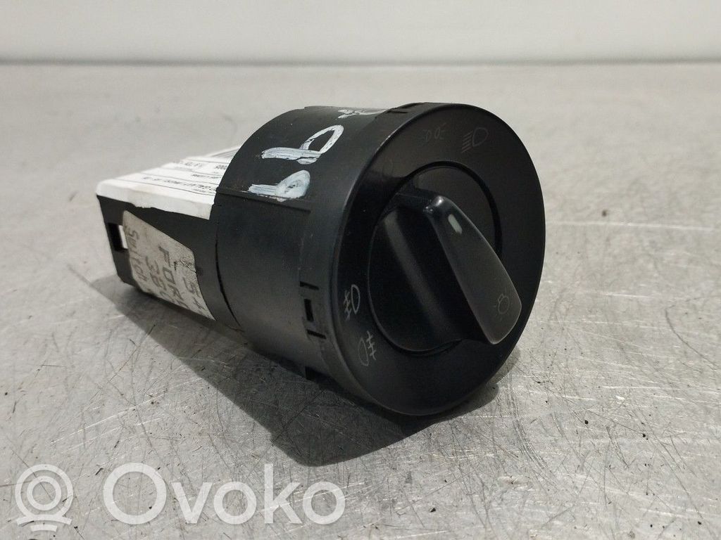Lukturu slēdzis   3B0941531C