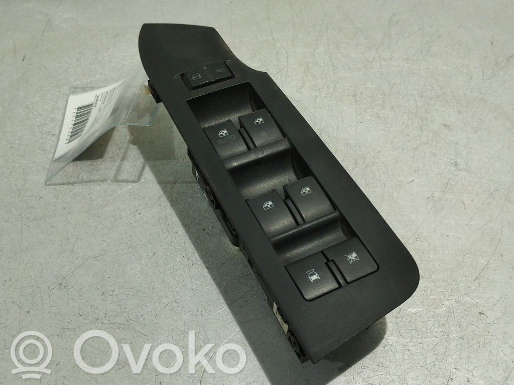 Electric window control switch   202005436