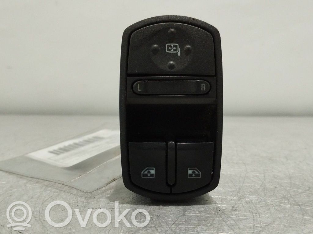 Interruptor del elevalunas eléctrico   13258521AA
