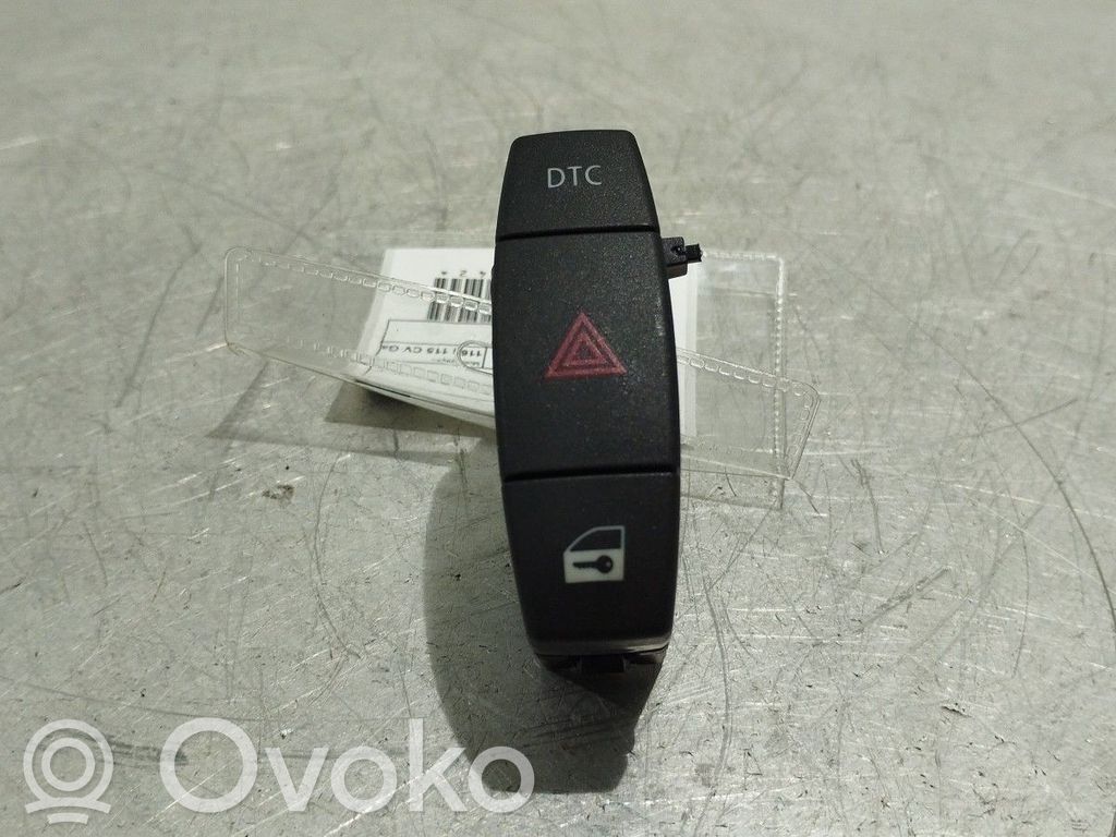 Avārijas lukturu slēdzis   61316945603