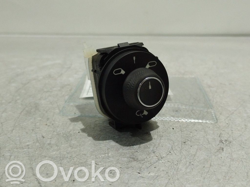 Wing mirror switch   9817840980