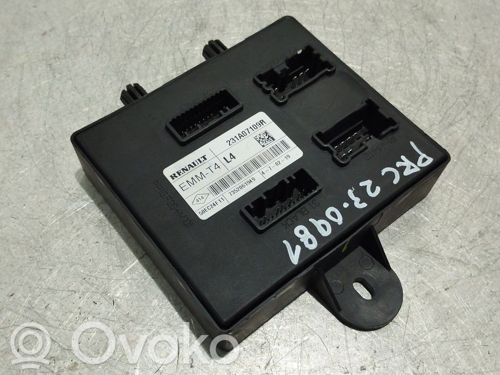 Engine control unit/module   231A07109R,L4
