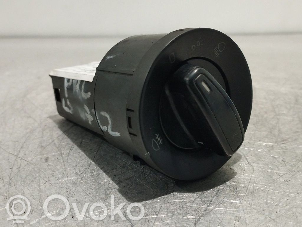 Lichtschalter   5JA941531D