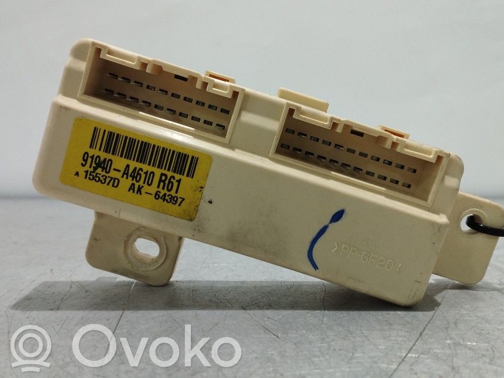 KIA Carens III Interruptor de control multifunción 