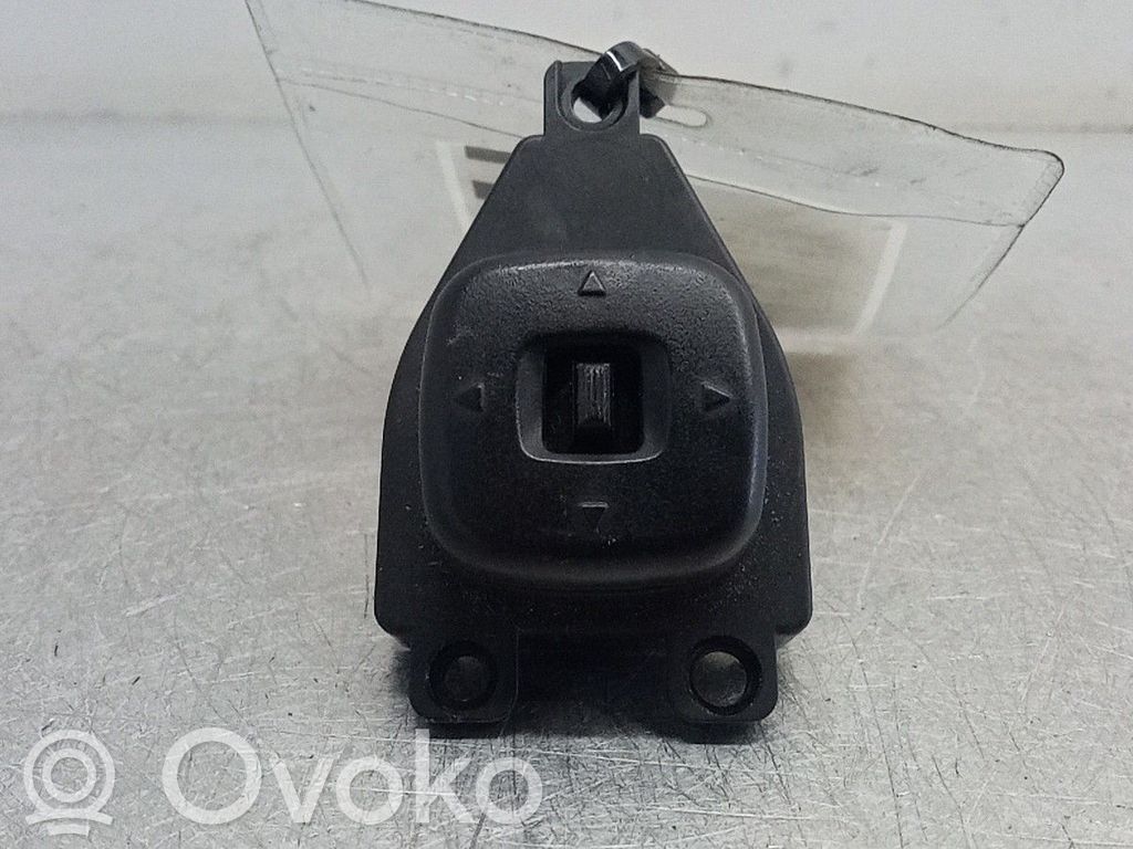 Wing mirror switch   BJOE66600