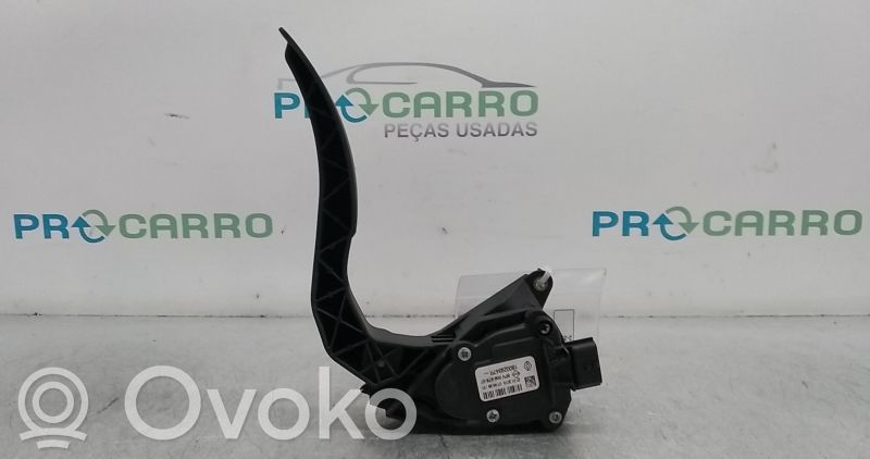Akceleratoriaus pedalas   180029347R