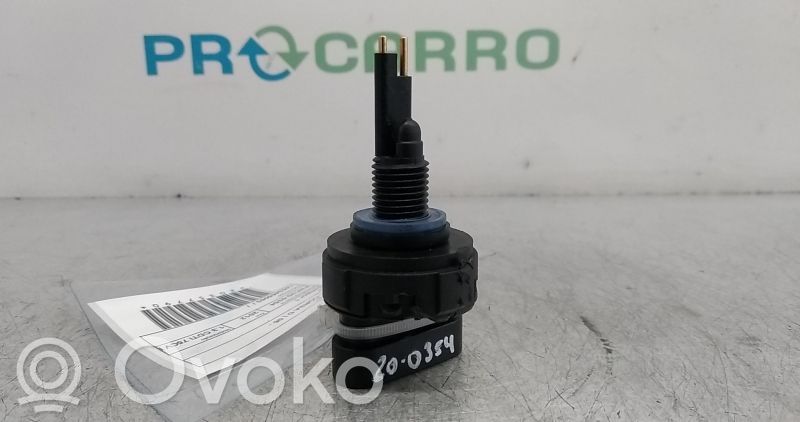 Opel Corsa D Sensor de nivel de combustible 