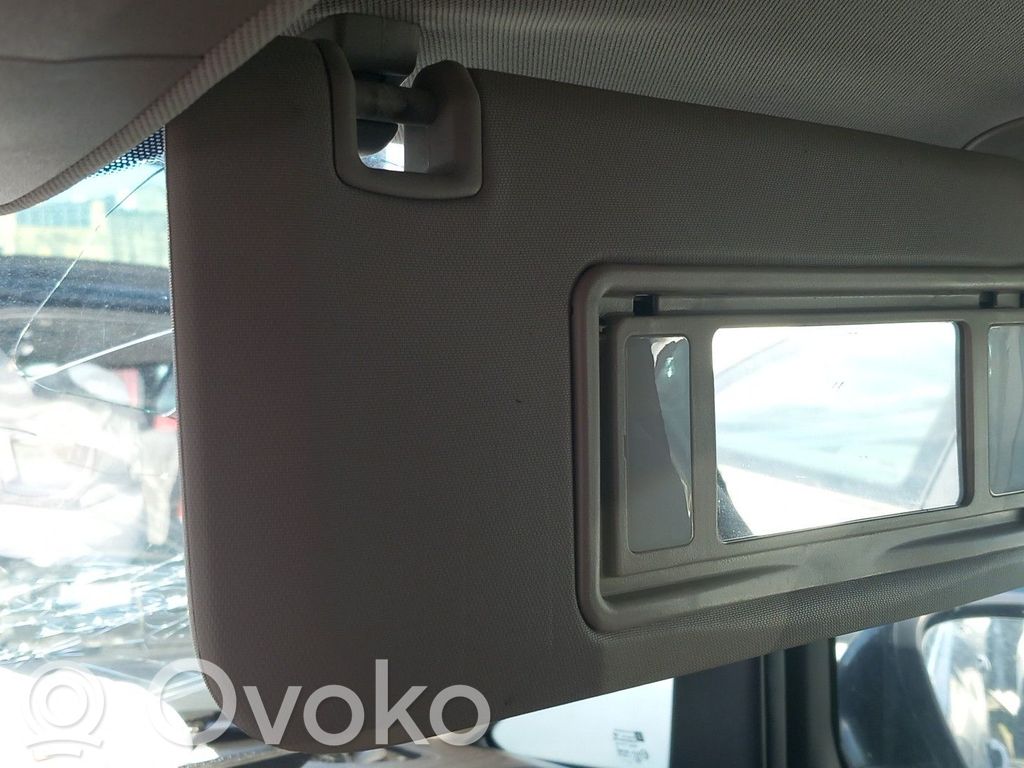 Sun visor