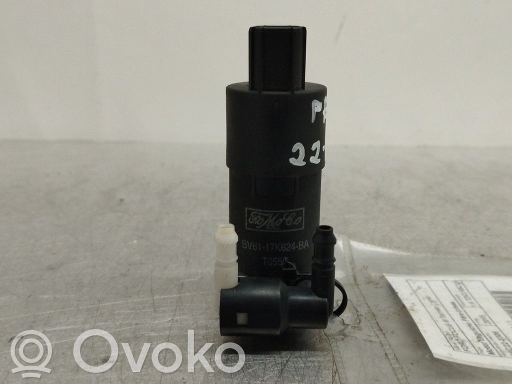 Windscreen/windshield washer pump   BV6117K624BA