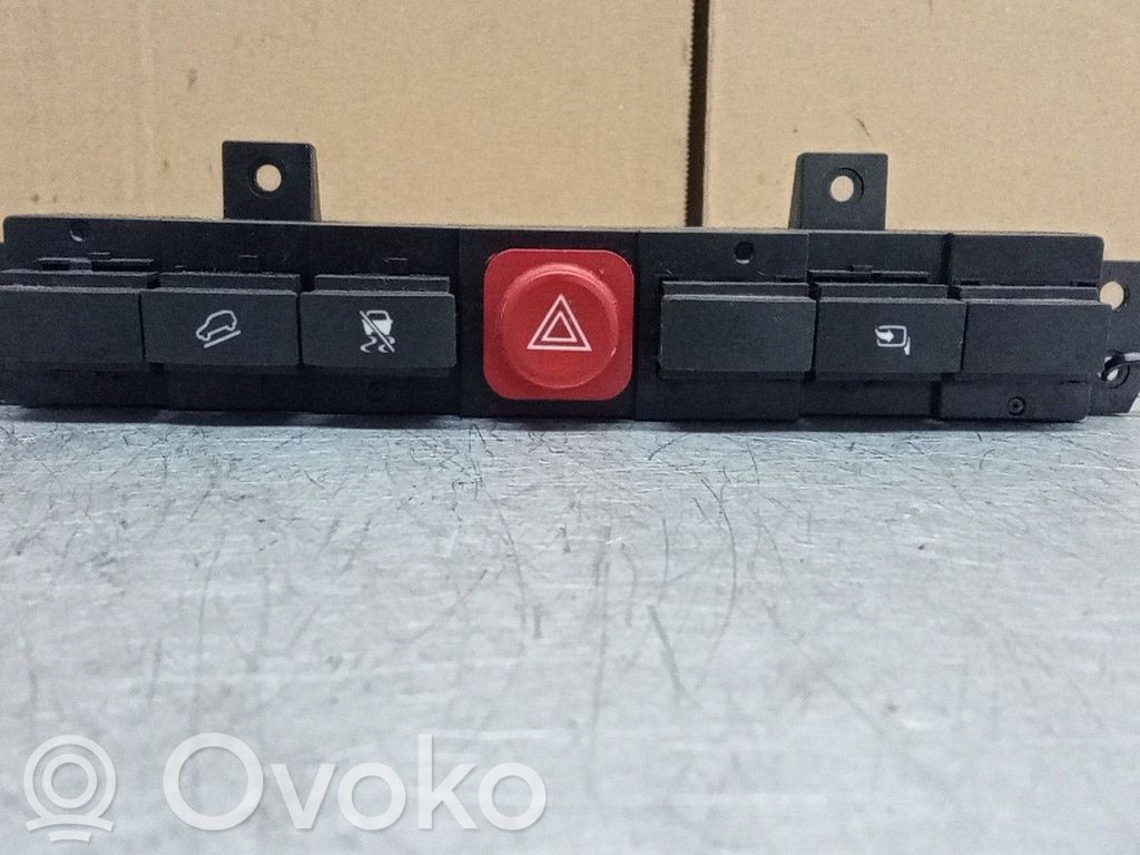 Hazard light switch   96628419