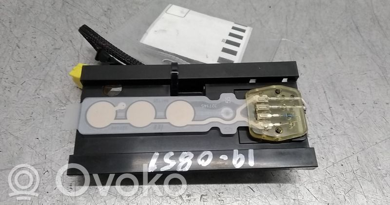 Mercedes-Benz A W176 Steuergerät Sitz 