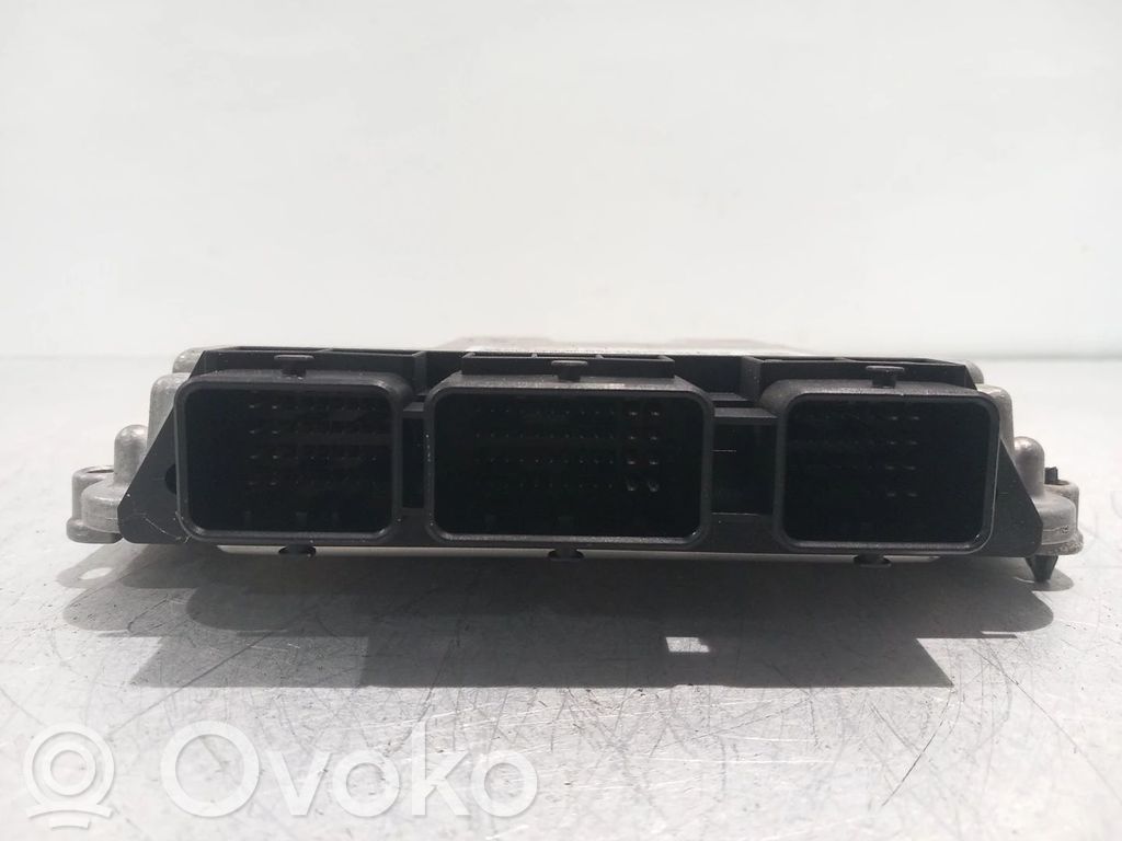 Engine control unit/module   8M5112A650LC,0281011701,8YLC