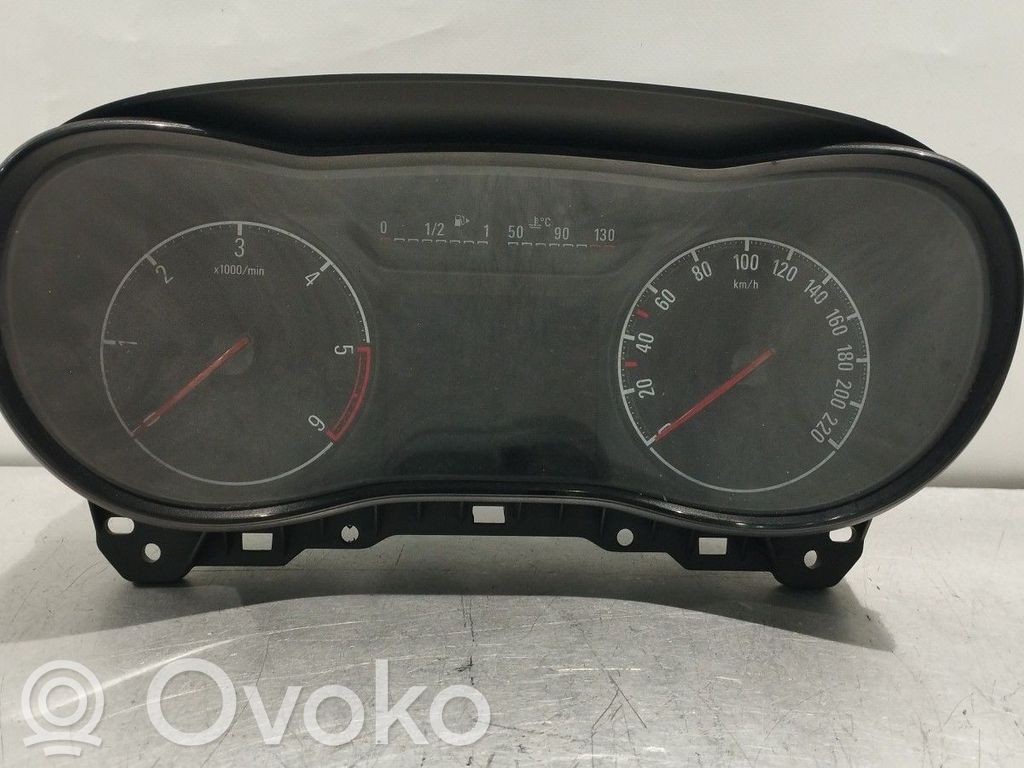 Opel Corsa E Speedometer (instrument cluster) 