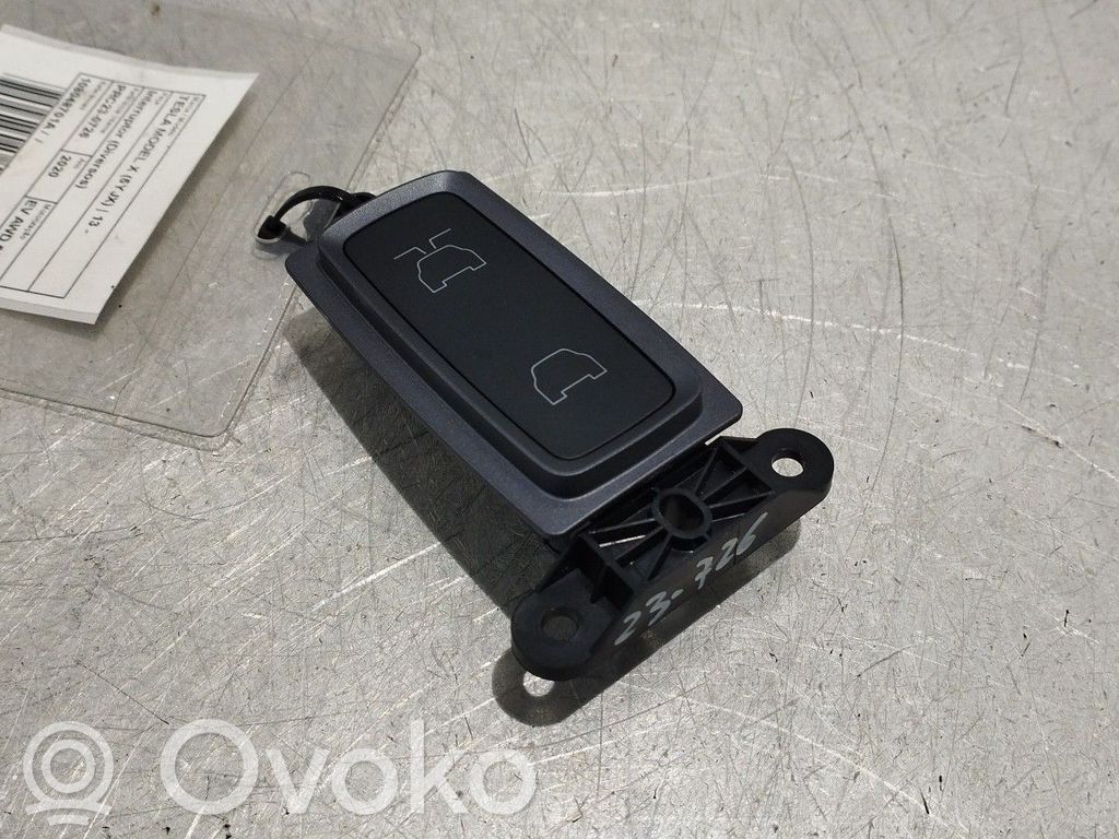 Moottorin start-stop-painike/kytkin   108048701A
