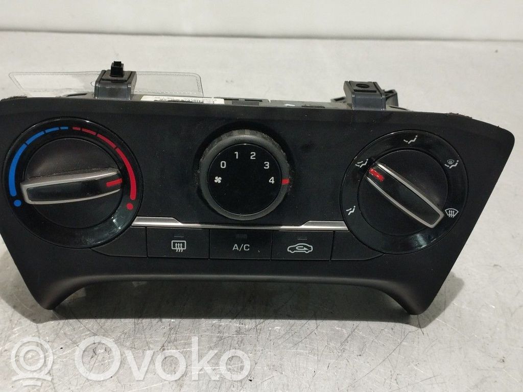Hyundai i20 (GB IB) Centralina del climatizzatore 