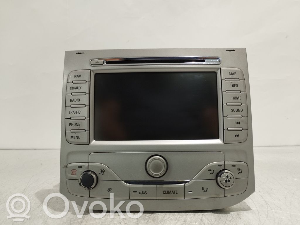 Unitate principală radio/CD/DVD/GPS   8M5T18K931JC