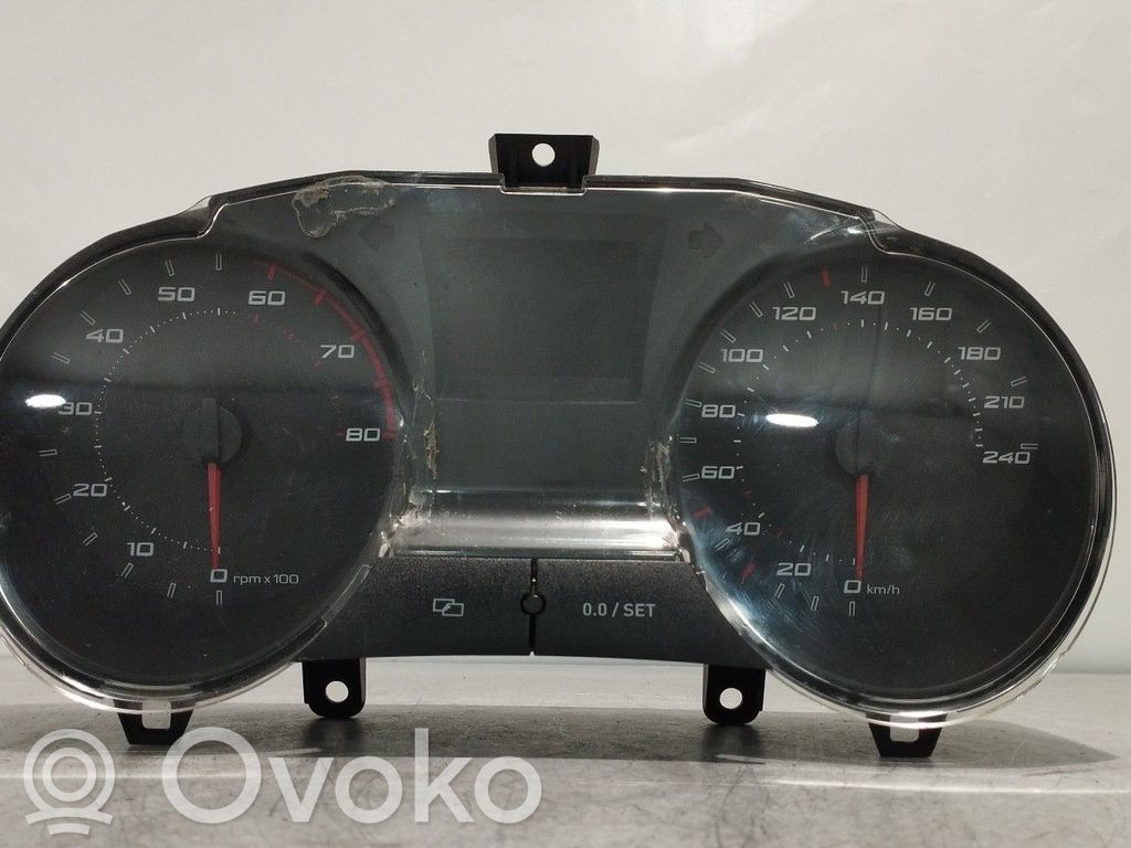 Seat Ibiza IV (6J,6P) Vitezometru (grup de instrumente) 