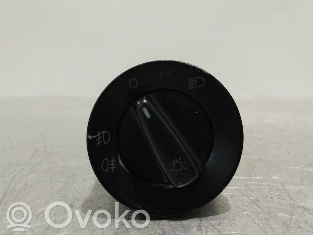 Lichtschalter   1C0941531A