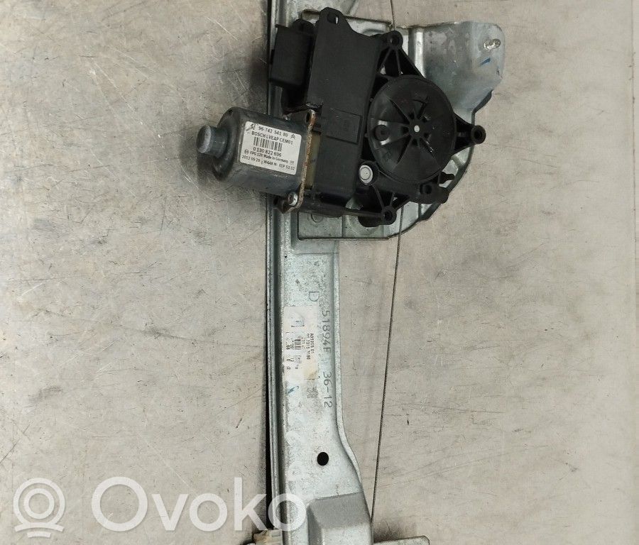 Peugeot 208 I Macara geam față fără motor 