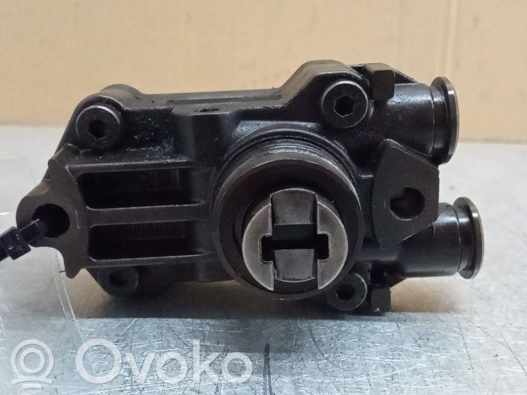 Mercedes-Benz C W203 Pompe à carburant