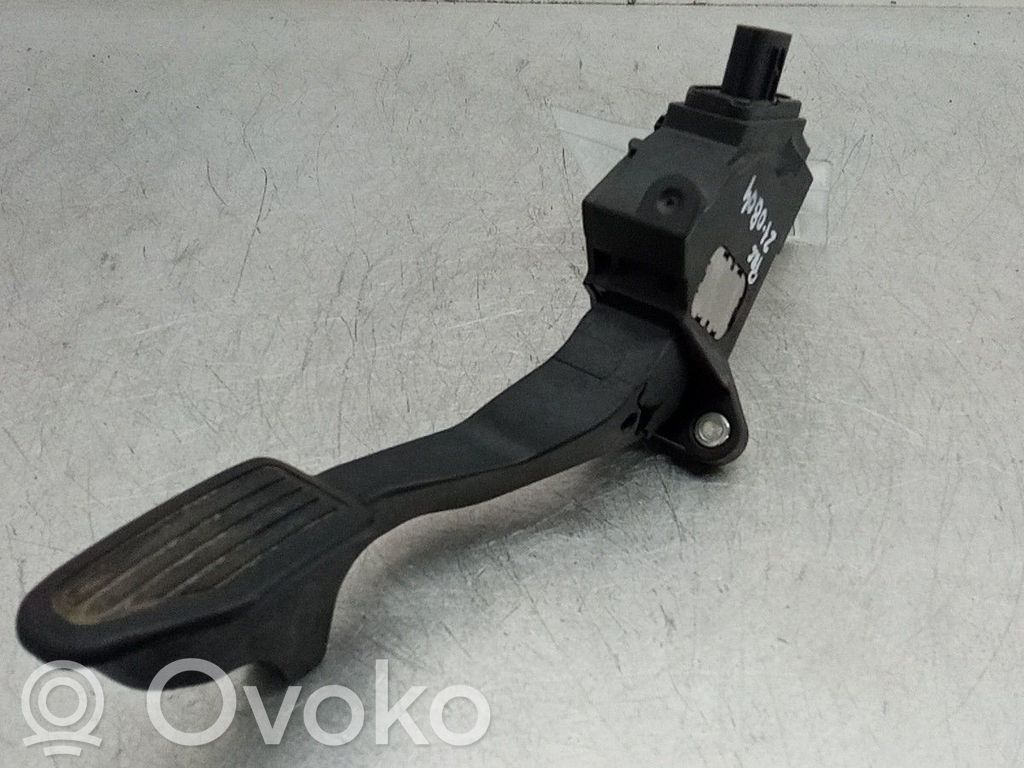 Pedal del acelerador   781100D160