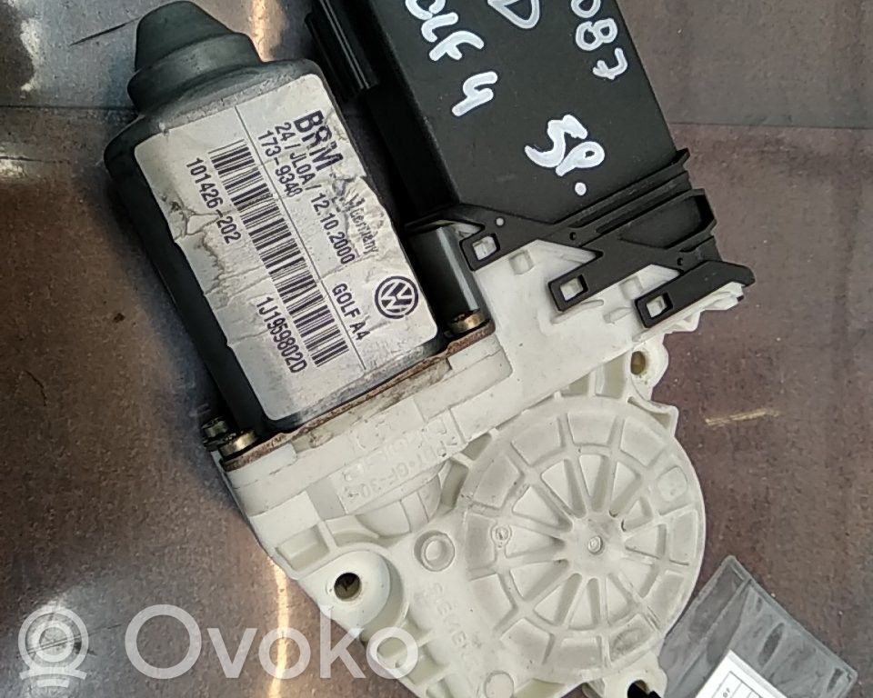 Volkswagen Golf IV Motorino alzacristalli della portiera anteriore