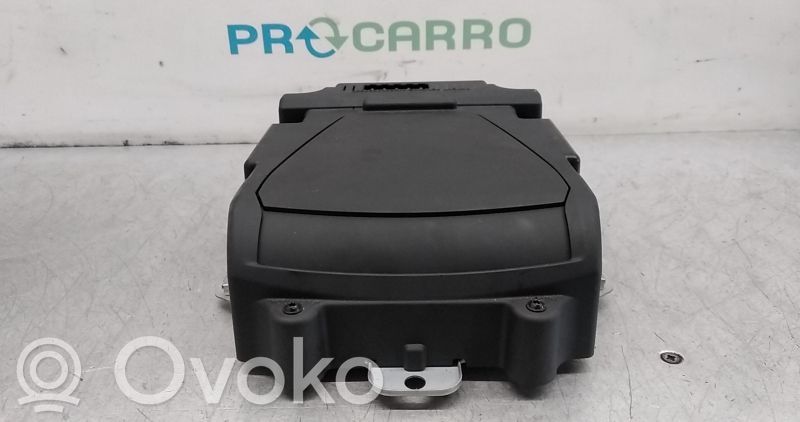 Peugeot 508 II Screen/display/small screen 