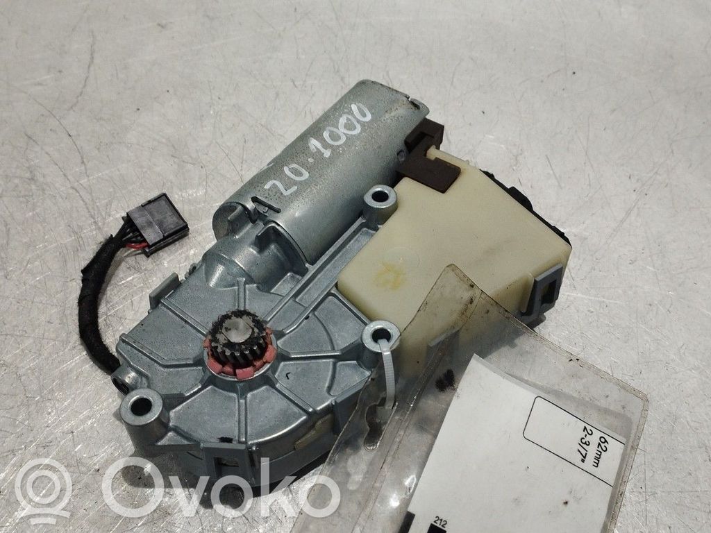 Volkswagen Touran I Motor de techo plegable 