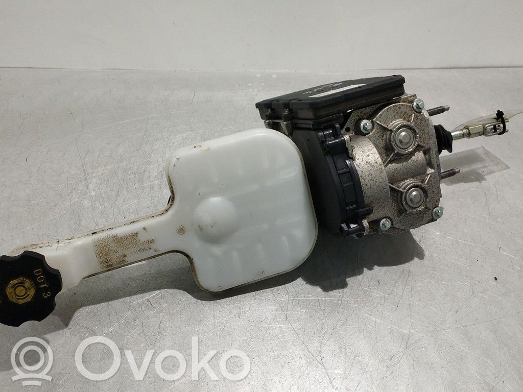 Servo-frein   104552300C