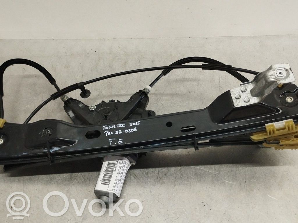 Ford Focus Front window lifting mechanism without motor 