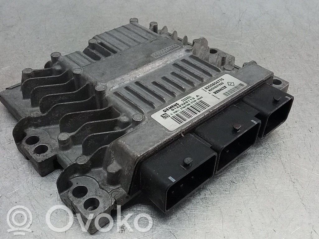 Unidad de control/módulo del motor   8200804775,8200807626,S122326113A,SID301
