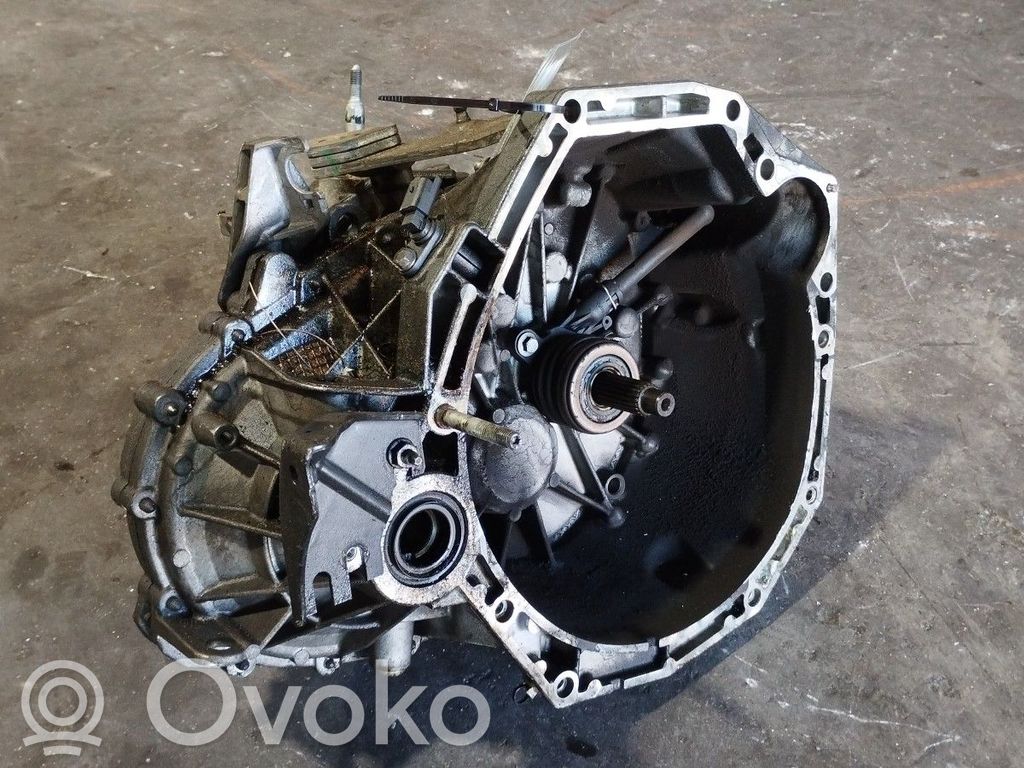 Renault Megane II Scatola del cambio manuale a 5 velocità 