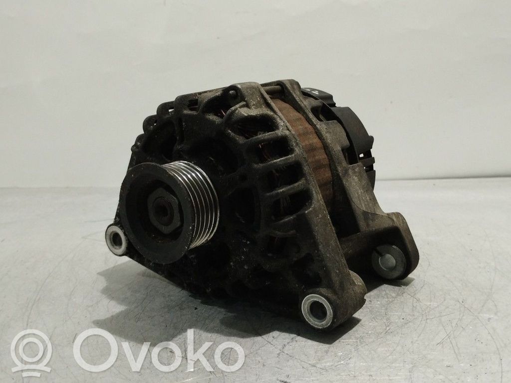 Opel Zafira A Alternator 