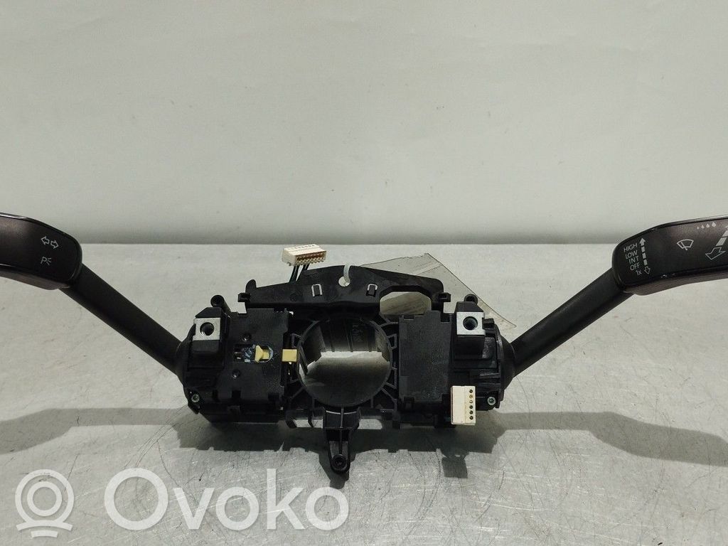 Volkswagen Golf VII Bloc semnalizator și ștergător parbriz 