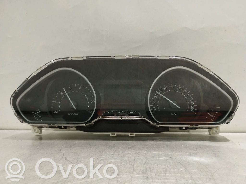 Peugeot 208 I Vitezometru (grup de instrumente) 