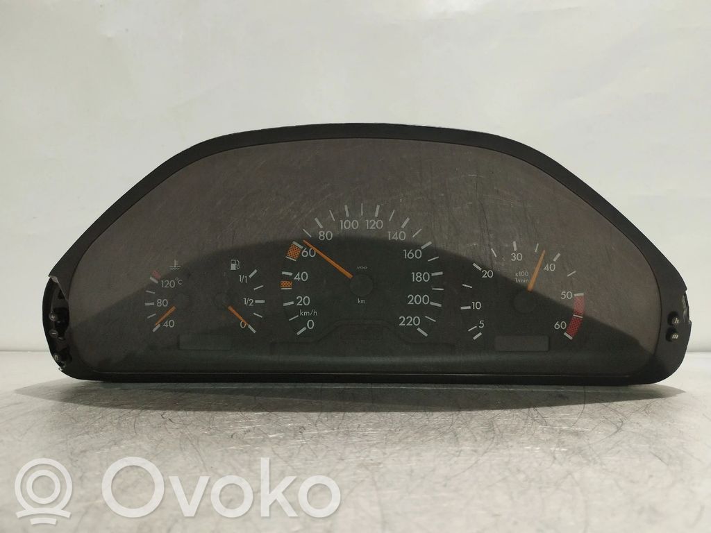 Mercedes-Benz C W202 Nopeusmittari (mittaristo) 